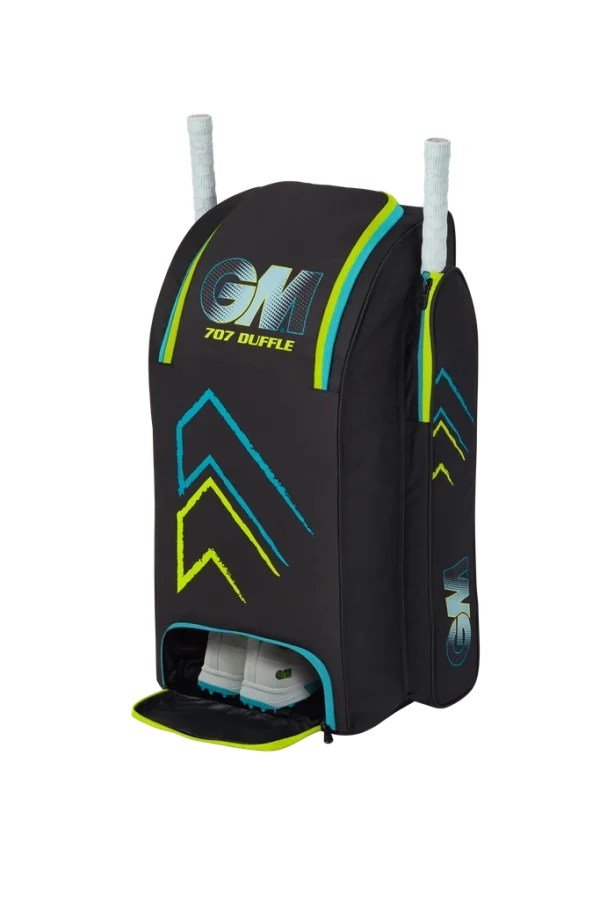GM 707 Cricket Duffle Bag