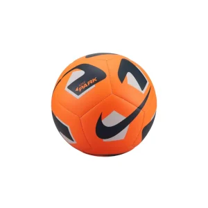 10 x Nike Park 2.0 Footballs